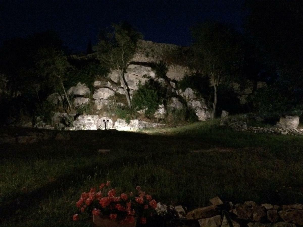 Il Nido Del Falco Nelle Antiche Mura Saturnia Bagian luar foto